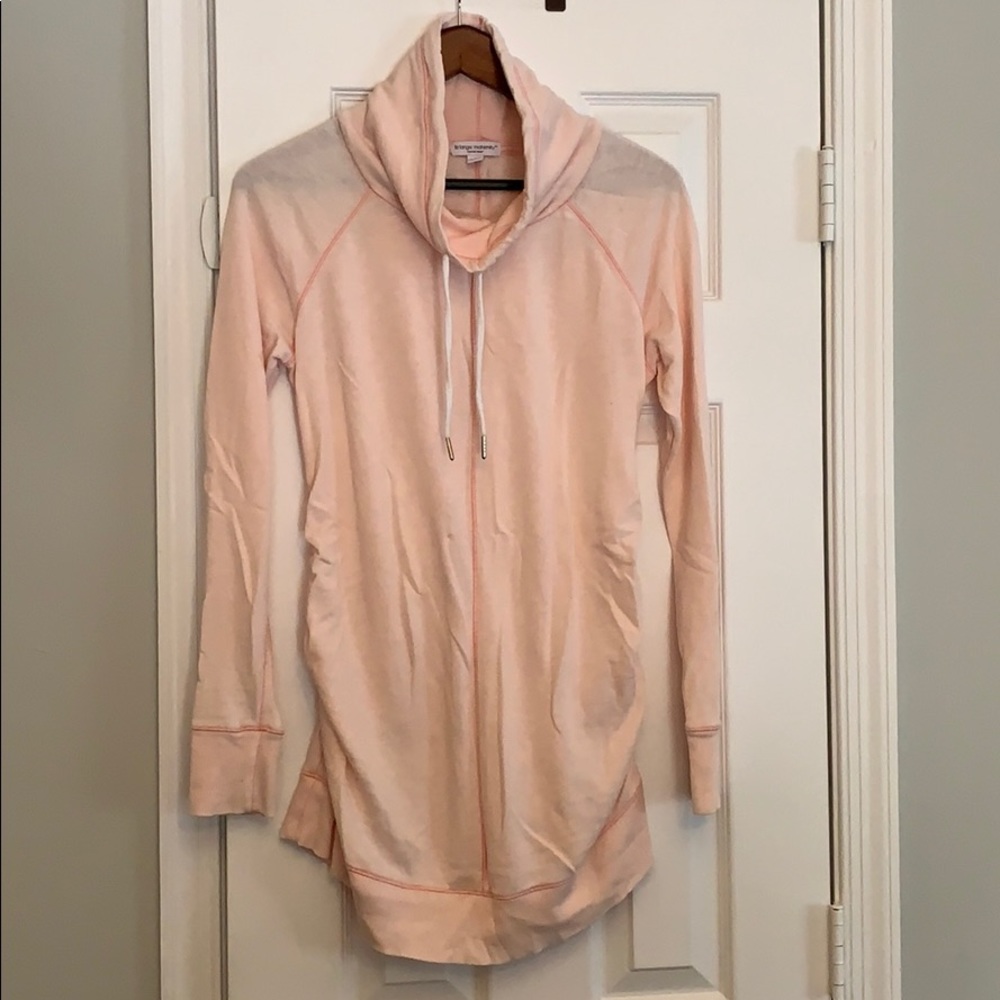 Liz Lange maternity sweatshirt, light pink